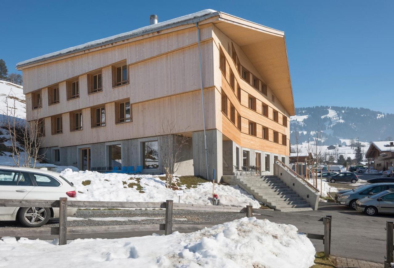 Saanen Gstaad Youth Hostel מראה חיצוני תמונה