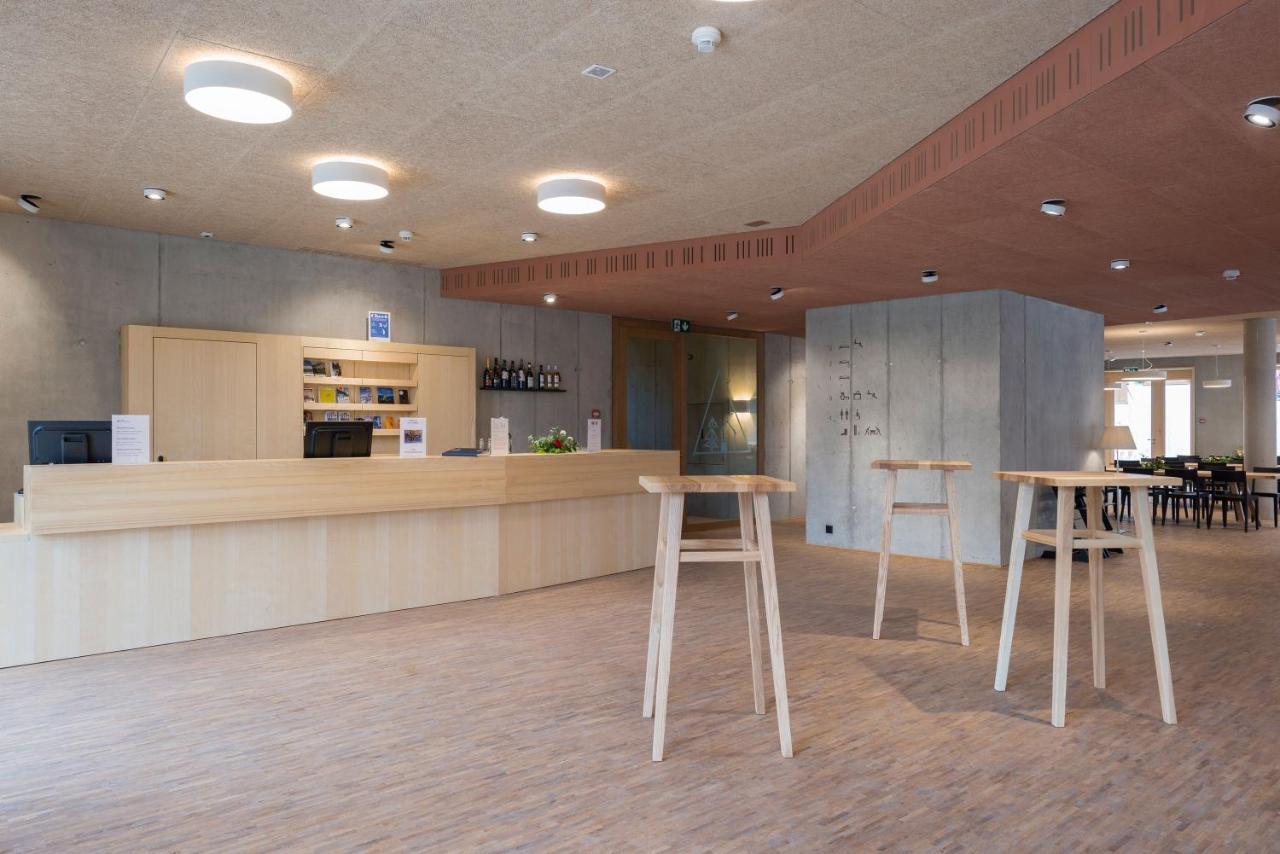 Saanen Gstaad Youth Hostel מראה חיצוני תמונה