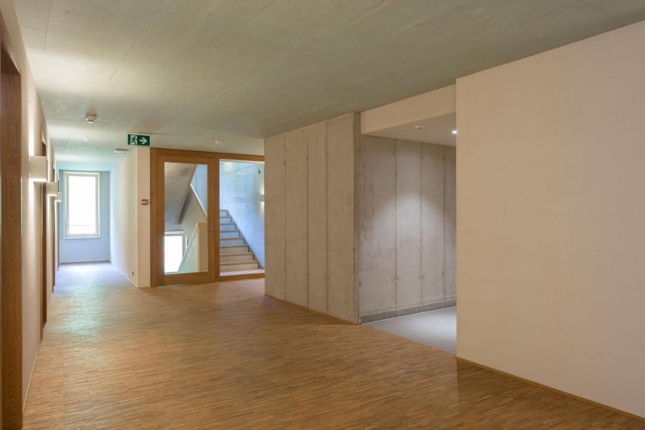 Saanen Gstaad Youth Hostel מראה חיצוני תמונה
